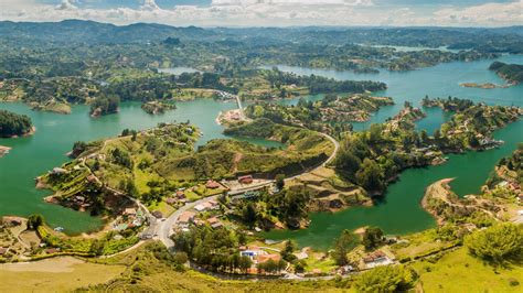 when are flights cheapest to colombia